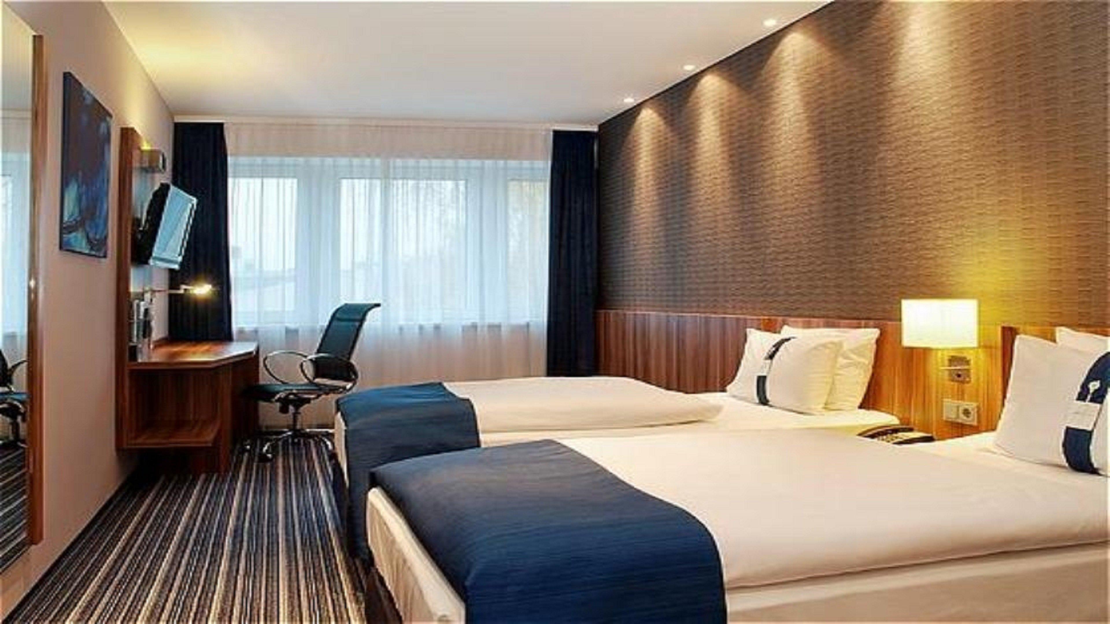 Premier Inn Hamburg City Alster Extérieur photo