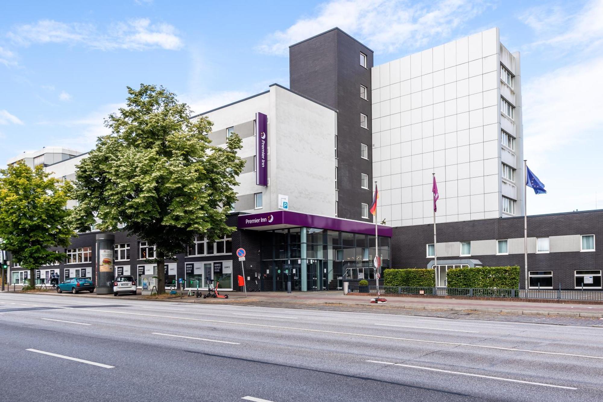 Premier Inn Hamburg City Alster Extérieur photo